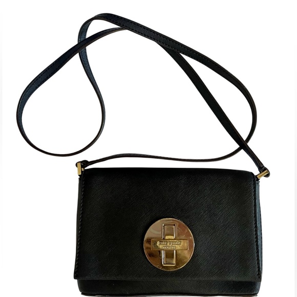 Kate Spade Chic Black Crossbody Bag with Strap and Compact Design - Picture 4 of 9